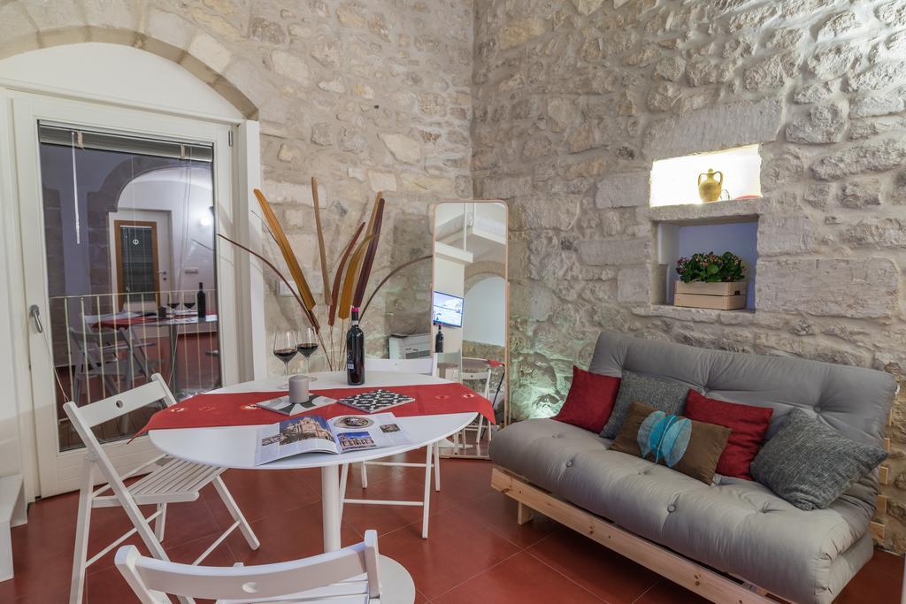 Ibla Rosso Lacca Apartment Ragusa Exterior foto