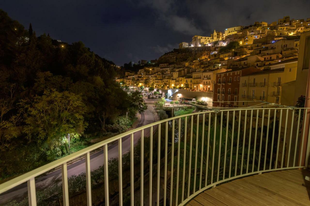Ibla Rosso Lacca Apartment Ragusa Exterior foto